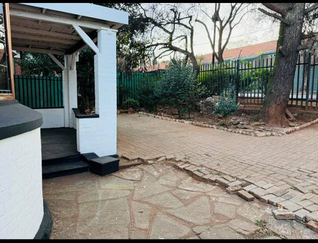 2 BEDROOM HOUSE FOR SALE IN OBSERVATORY